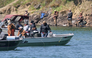 Spring Chinook fishing in the Northwest is popular either from a boat or from the bank.  Let's go fishing.