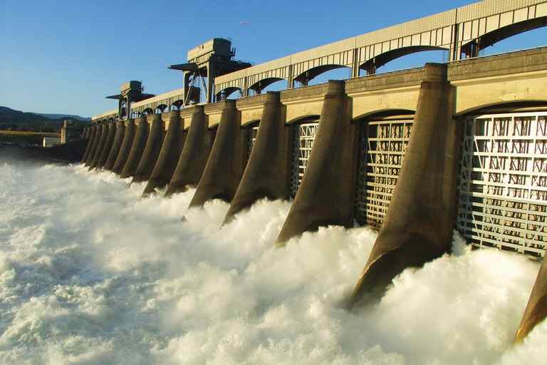 River water 'spills' through Bonneville Dam spillways.
