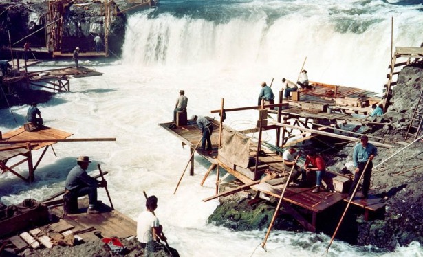 Celilo Falls, 1957