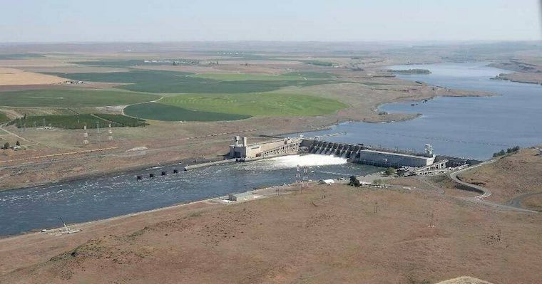 Improvements will be made to the Ice Harbor Dam's navigation lock equipment during a 14-week-long navigation outage on the Snake and Columbia River system starting late this year. (Tri-City Herald file photo)