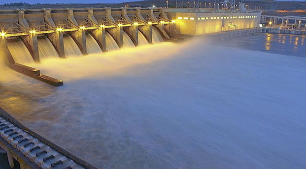 Ice Harbor Dam on the Lower Snake River holds back Lake Sacajawea, the source of irrigation water for 47,000 acres of farmland. A years-long federal study has found the many costs of removing four Snake River dams are far higher than keeping them in operation.