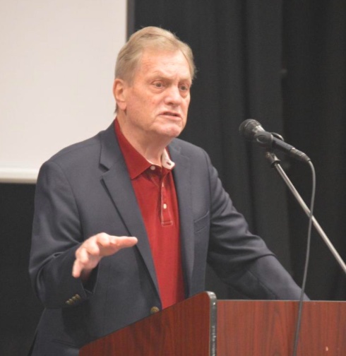 , speaks to attendees at the Eastern Water Right Coalition meeting in Idaho Falls on Tuesday about his proposal to remove four dams on the lower Snake River.