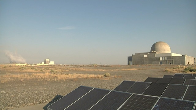 Solar Cells produce electricity near to Energy Northwest's Columbia Generating Station, the region's only commercial nuclear power plant, near Richland, Washington
