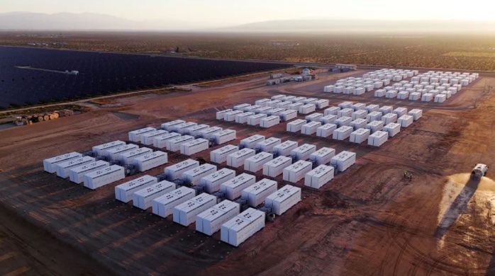 A field of Tesla megapack batteries. The Northwest Power and Conservation Council's draft Ninth Power Plan, published Aug. 12, 2026, urges the Bonneville Power Administration to favor renewables for energy needs and weigh batteries against new gas plants for capacity as regional electricity demand surges.(source: Tesla)