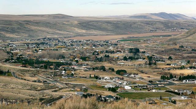 Scout Clean Energy plans a 61,600-acre wind farm on Benton County farm land south of the Tri-Cities along the Horse Heaven Hills ridgeline south of Badger Road. (Bob Brawdy photo)