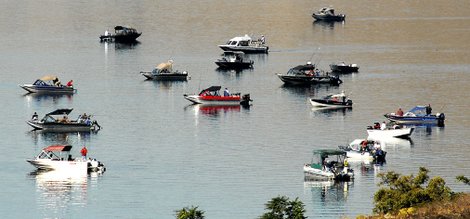Spring chinook salmon fishing on the Snake River is popular (shown here) as is fishing for Fall Chinook
