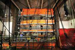 (Richard Dickin) Workers at the Columbia Generating Station are replacing the condenser at the nearly 30-year-old facility. The condenser condenses and recovers steam that passes through the reactor's turbine.