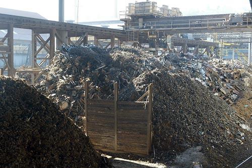 (Thomas James Hurst photo) Most of the junked autos, old refrigerators, railcars and other scrap that meet their doom at Nucor come from the region.
