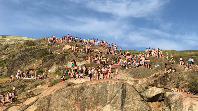Party-goers Trash Popular Park with 800 lbs of Garbage. Now It's Closed